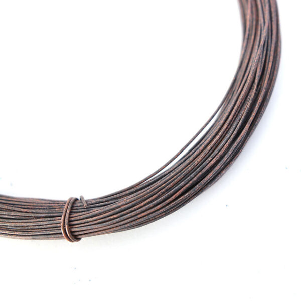 Discover precision with American Annealed Copper Bonsai Wire. Ideal for shaping and training bonsai trees. Available in various gauges for your needs.